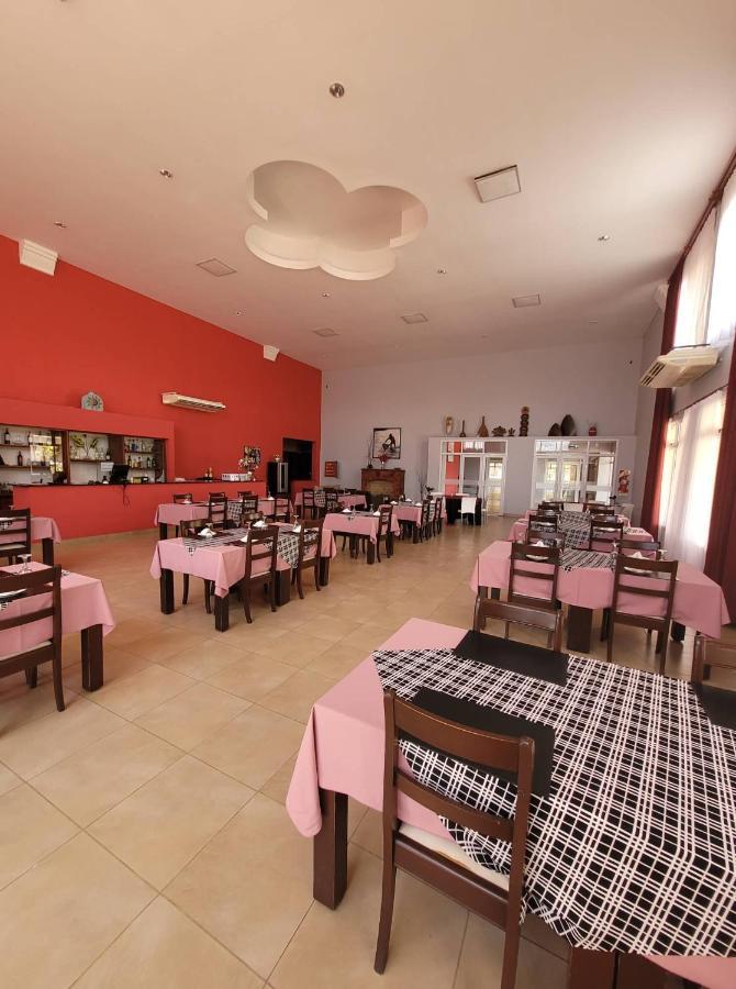 Hotel Portico Norte Tartagal Buitenkant foto