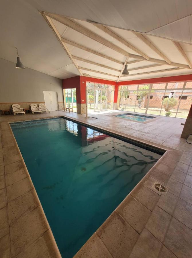 Hotel Portico Norte Tartagal Buitenkant foto