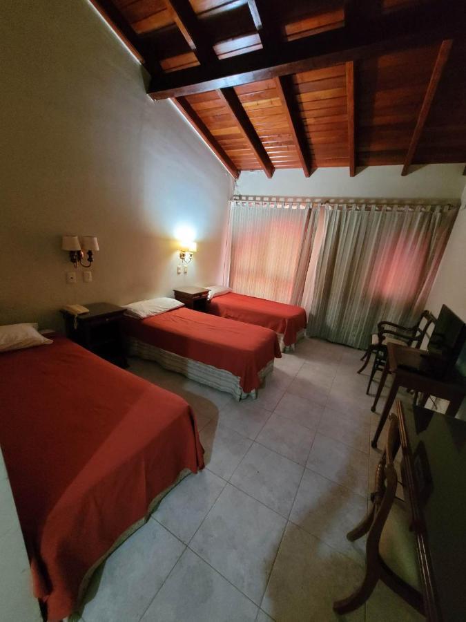 Hotel Portico Norte Tartagal Buitenkant foto