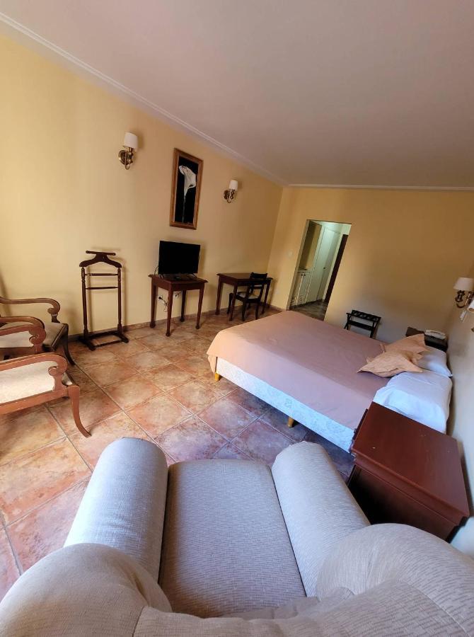 Hotel Portico Norte Tartagal Buitenkant foto