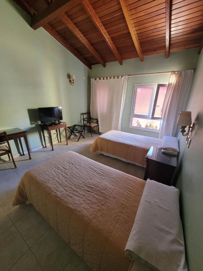 Hotel Portico Norte Tartagal Buitenkant foto